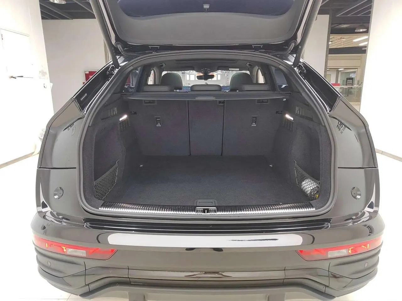 Audi 2025 Q5L Sportback 2.0TFSI 40TFSI 45th Anniversary Collection Quattro Luxury Automatic 10