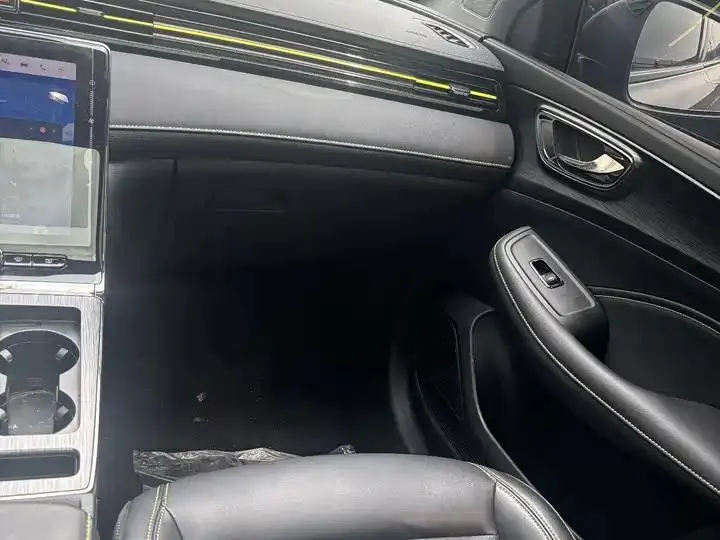 Roewe RX5 2023 PLUS 330TGI Auto Tide Smart Edition 11