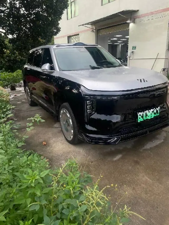 IM 2026 IM LS9 52 Ultra Automatic 3
