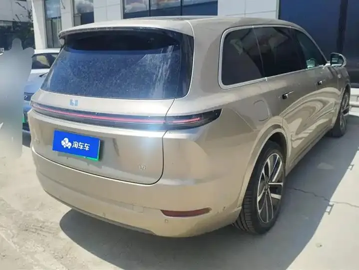 Li L9 2022 Max 3