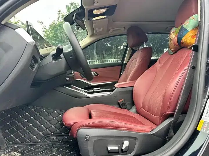 BMW i3 2022 model eDrive 35 L 4