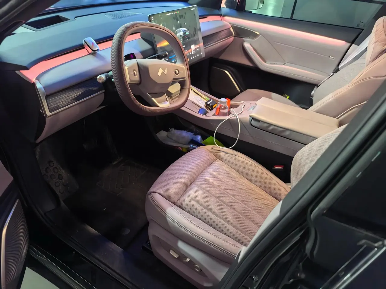 ONVO 2025 L60 60kWh four-wheel drive version automatic gear 5