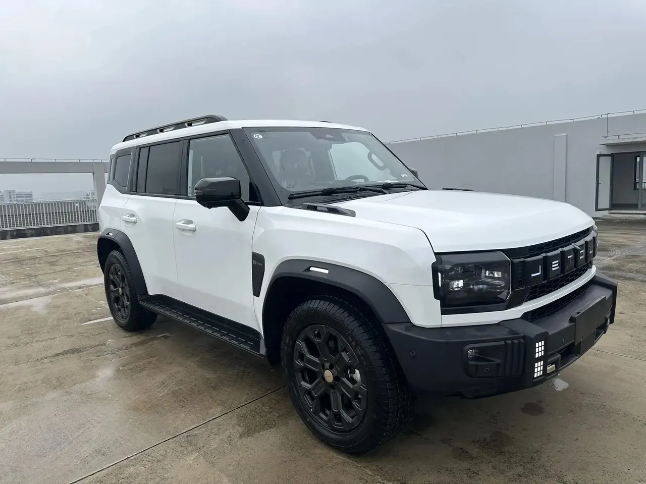 Jetour 2025 Traveler 2.0T Four-wheel Drive 200000 Commemorative Edition Automatic Gear 3