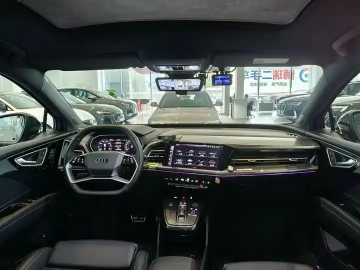 Audi Q4 e-tron 2024 50 e-tron quattro Creation Night Edition 10