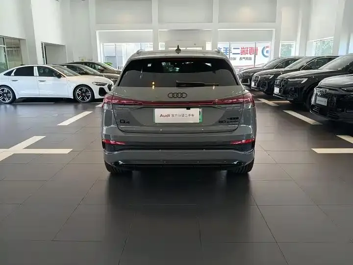 Audi Q4 e-tron 2024 50 e-tron quattro Creation Night Edition 4