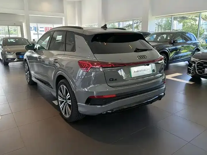 Audi Q4 e-tron 2024 50 e-tron quattro Creation Night Edition 6