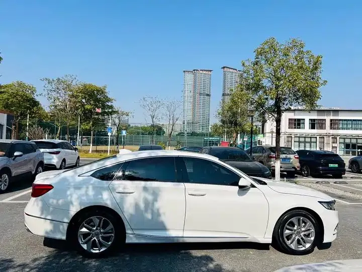 Accord 2018 260TURBO Elite Edition Country VI 8