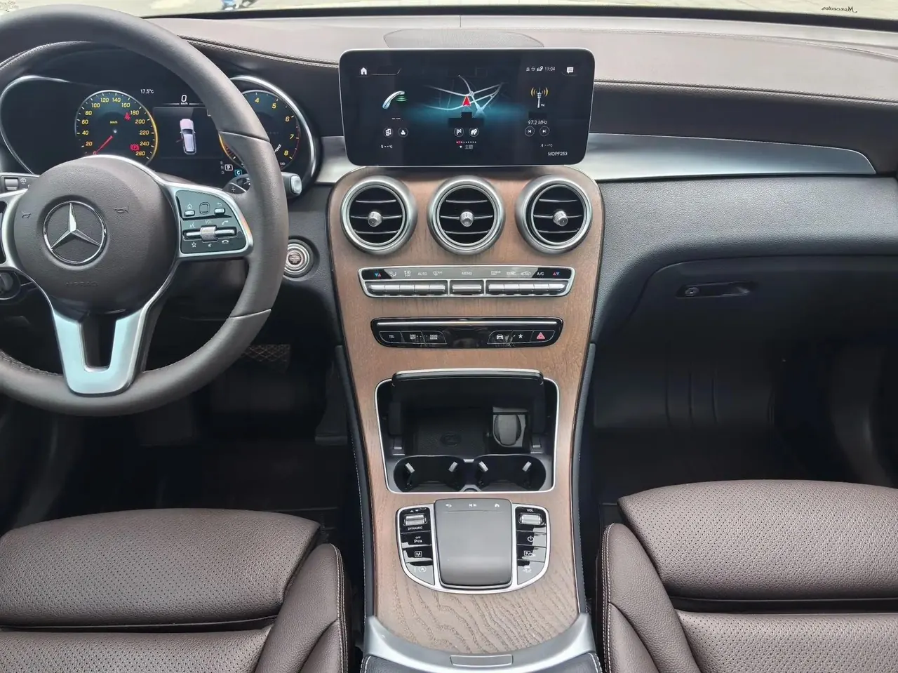 Mercedes Benz GLC 2020 GLC 260 L 4MATIC Luxury 5