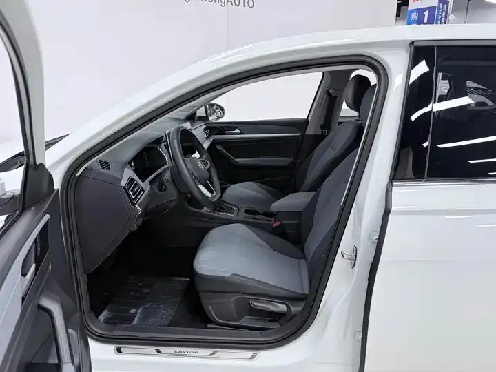 Langyi 2023 to 1.5L Auto Star 5 Million Edition 10