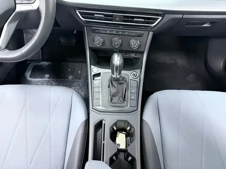 Langyi 2023 to 1.5L Auto Star 5 Million Edition 15