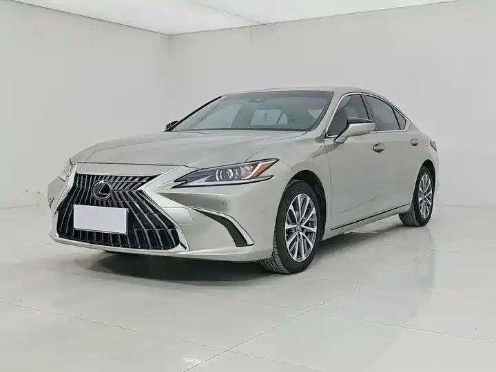 Lexus ES 2024 200 Premium Edition - View 1
