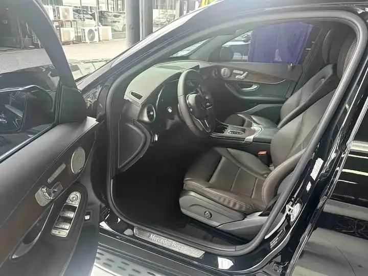 Mercedes Benz GLC 2021 model, GLC 300 L 4MATIC Sport version 2