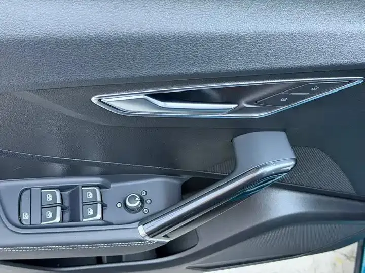 Audi Q2L 2022 model 35 TFSI Fashion Dynamic Edition 4