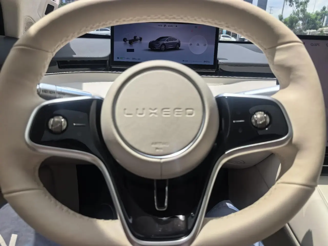 Intellectual 2024 R 7 667km Max automatic gear 14
