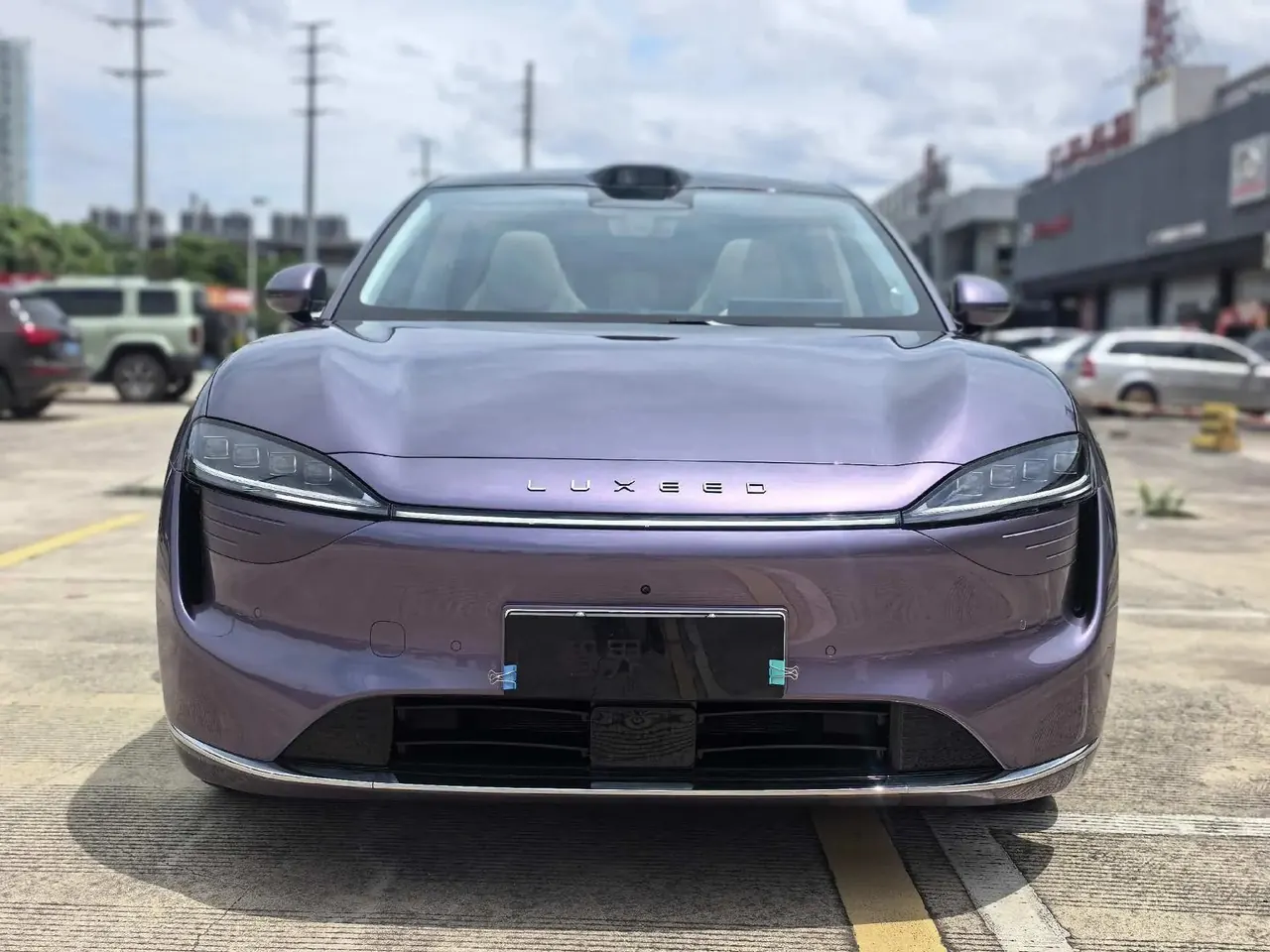 Intellectual 2024 R 7 667km Max automatic gear 2