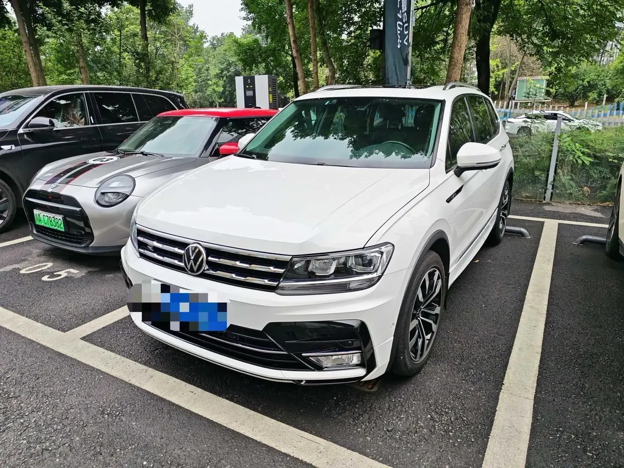 Touang L 2021, 330 TSI, Automatic, Two‑Wheel Drive, R-Line Prestige Edition - View 1