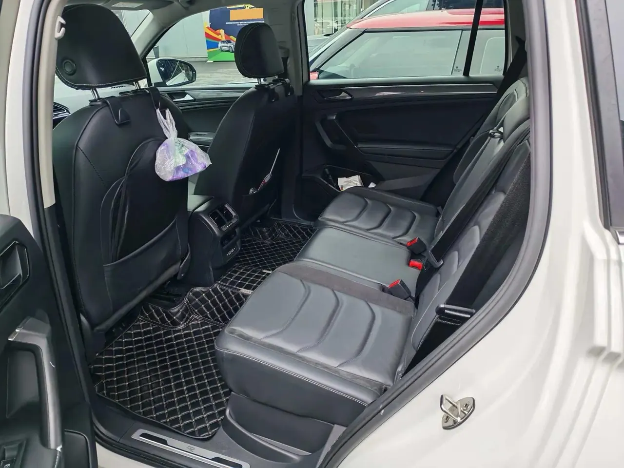 Touang L 2021, 330 TSI, Automatic, Two‑Wheel Drive, R-Line Prestige Edition 5