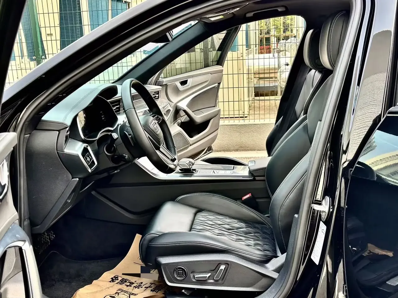 Audi 2025 A6L 2.0TFSI 45TFSI Prestige Dynamic Edition, Automatic 2
