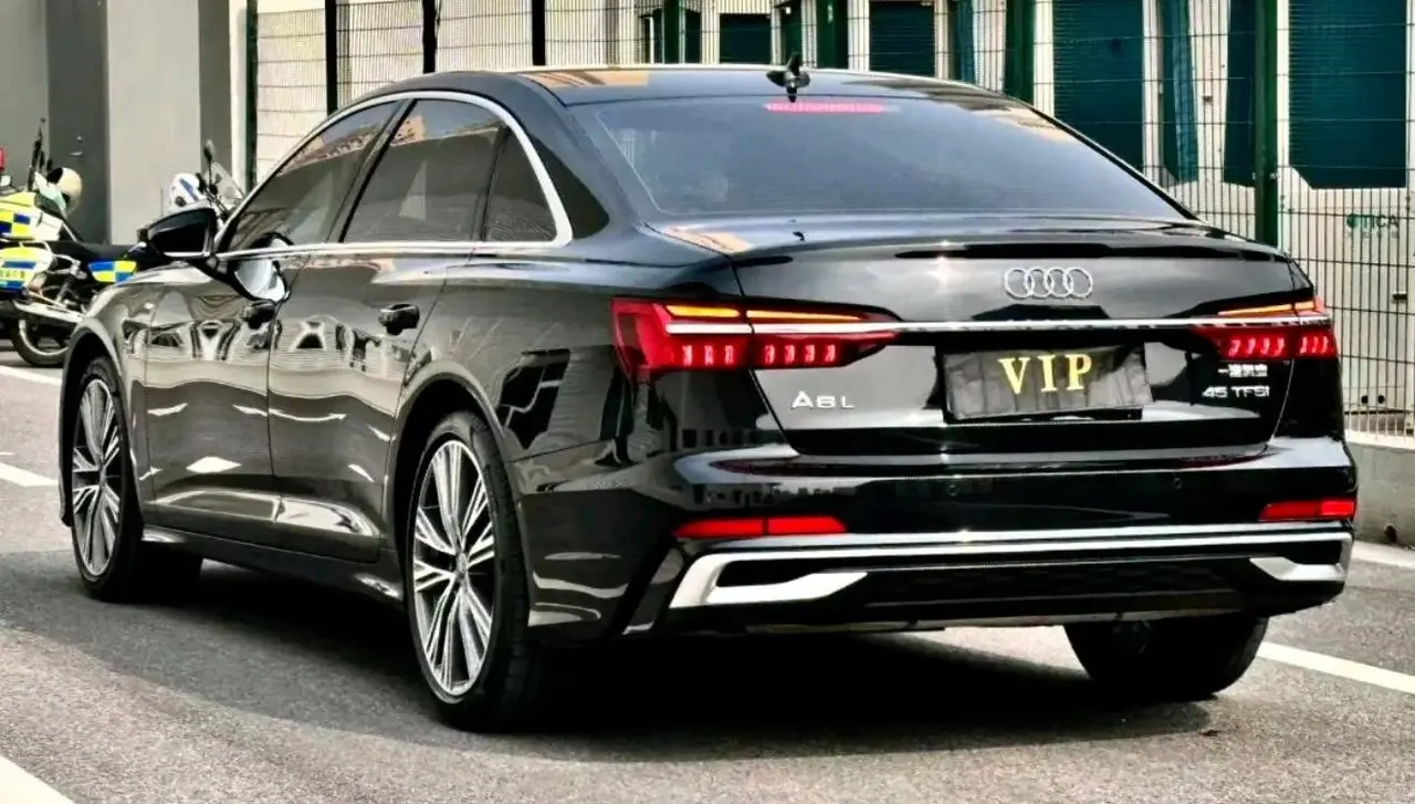 Audi 2025 A6L 2.0TFSI 45TFSI Prestige Dynamic Edition, Automatic 5