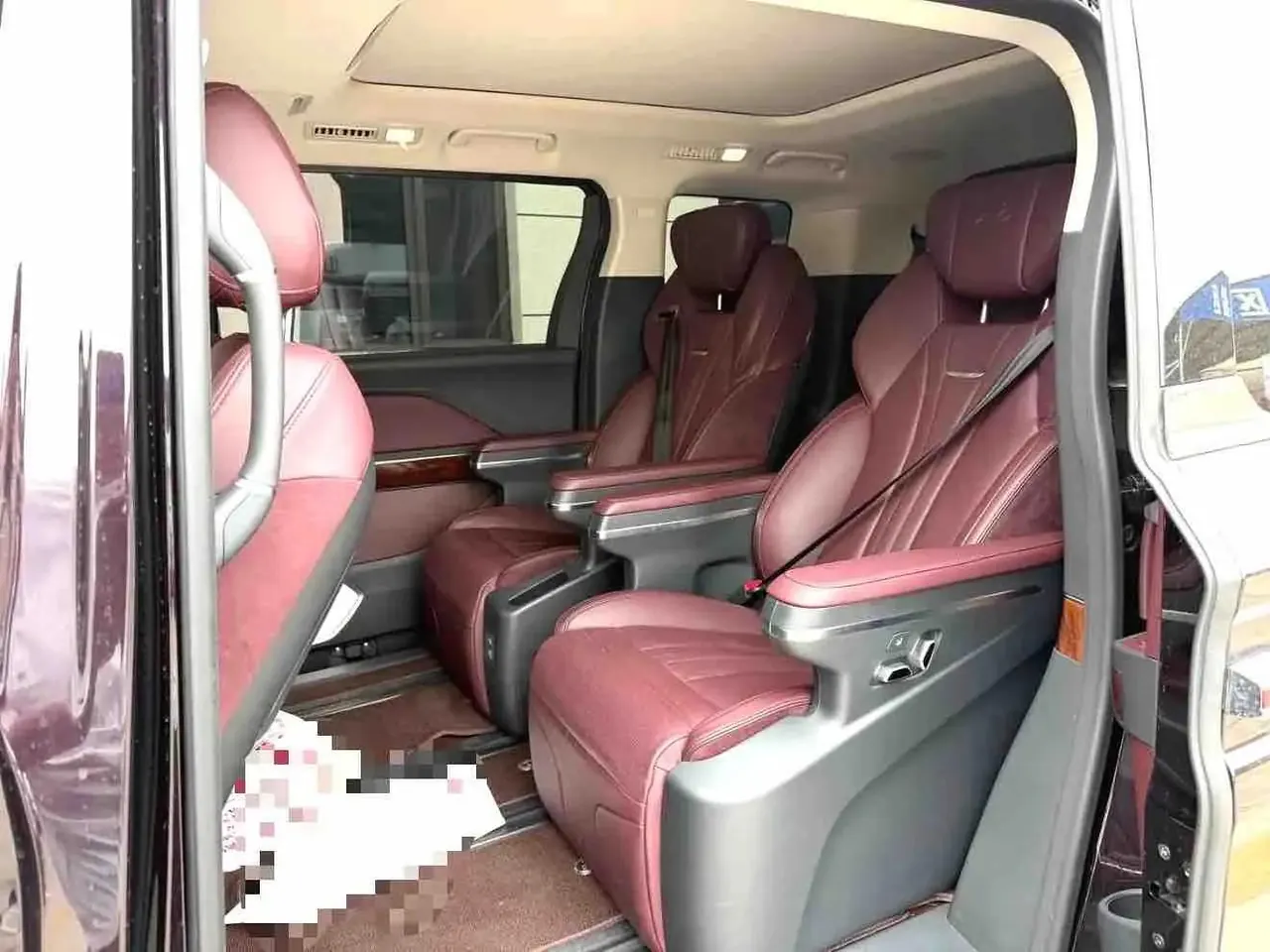 HongQi HQ9 2023 2.0T Zhilian Flag Edition 3