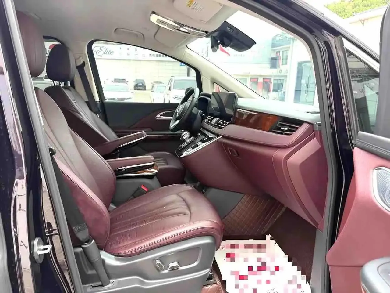 HongQi HQ9 2023 2.0T Zhilian Flag Edition 5