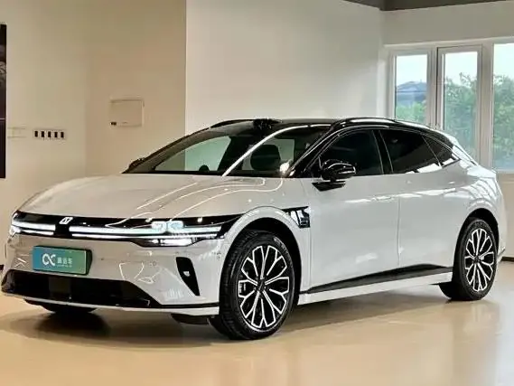 Zeekr 007GT 2025 four-wheel drive intelligent driving version 75kWh - View 1