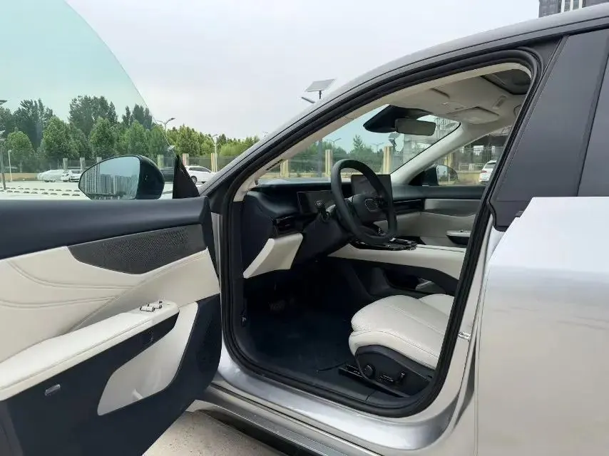 LYNK&amp;CO 2026 LYNK&amp;CO 07 EM-P 1.5T 126 Long-Range Ultra Automatic 4