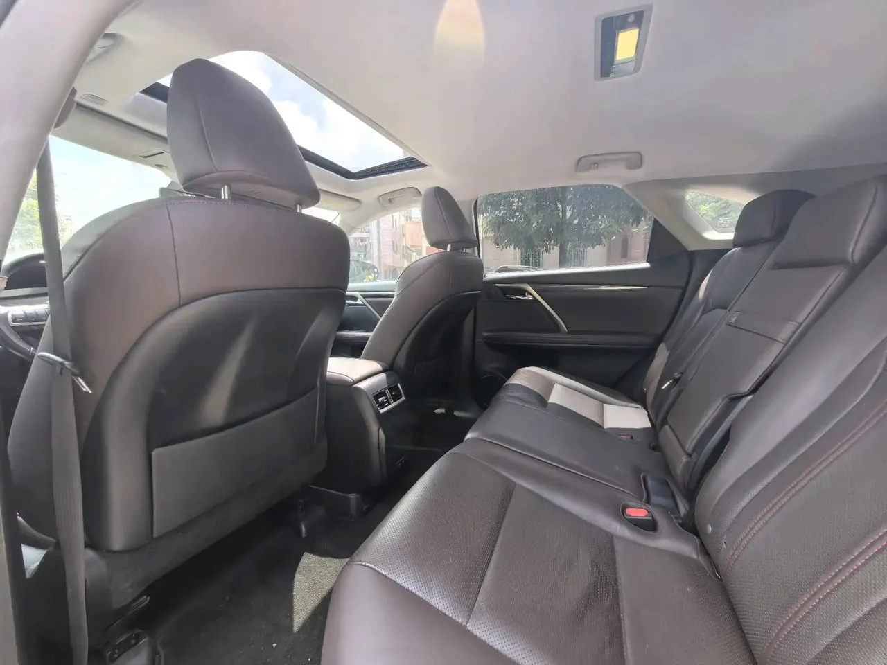 Lexus RX 2020 450h four-wheel drive elegant version of the national v 11