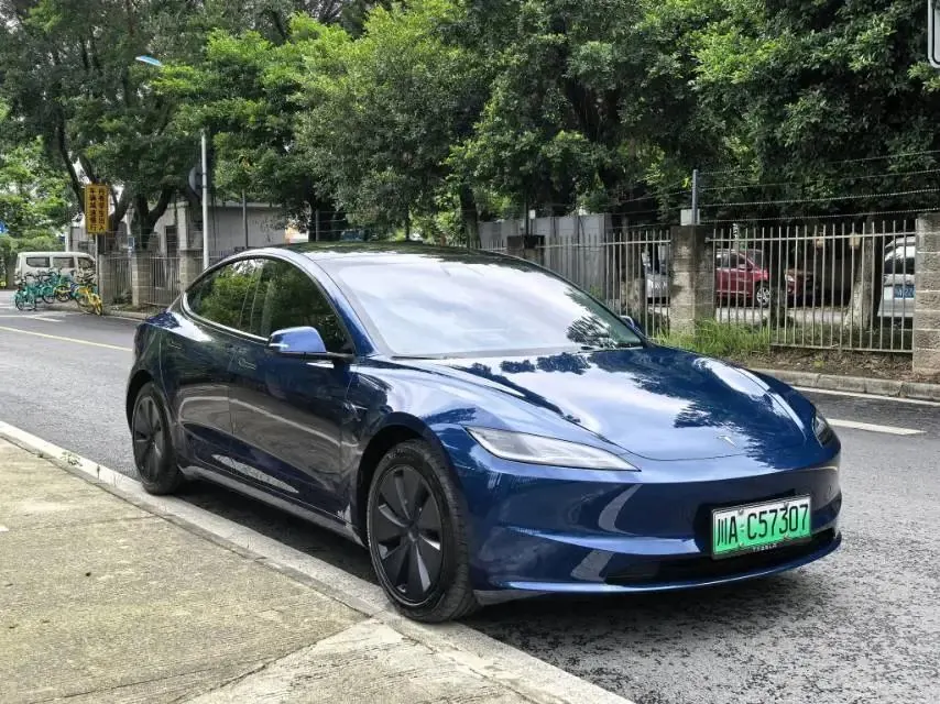 Tesla 2025 Model 3 long-life all-wheel drive automatic transmission 3