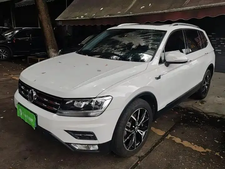 Tiguan L 2020 330TSI Auto Two-Drive Smart Deluxe Edition VI - View 1