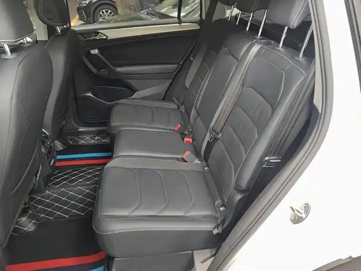 Tiguan L 2020 330TSI Auto Two-Drive Smart Deluxe Edition VI 17