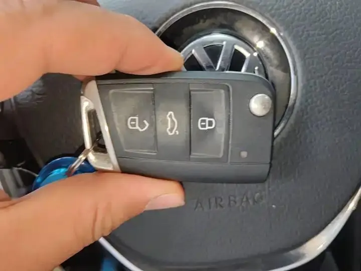 Tiguan L 2020 330TSI Auto Two-Drive Smart Deluxe Edition VI 9