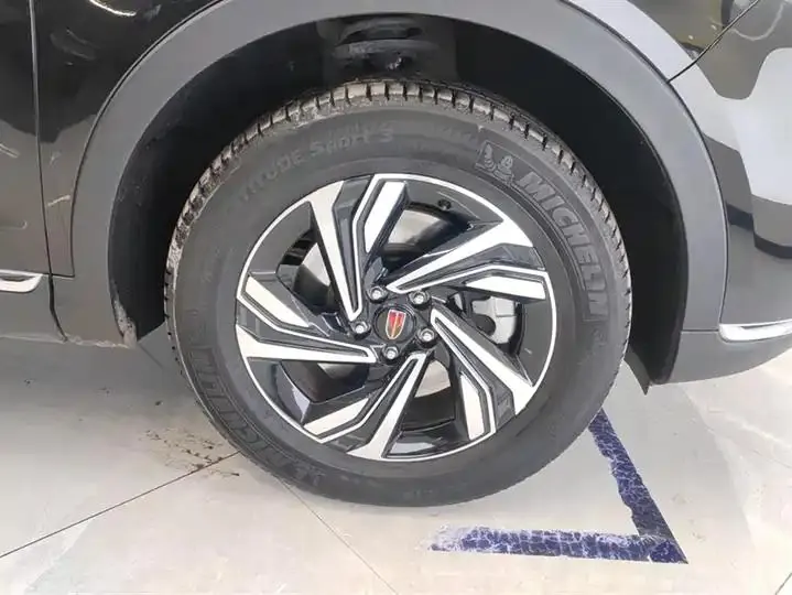 HongQi HS5 2022 to 2.0T Zhilian Flag Edition 6
