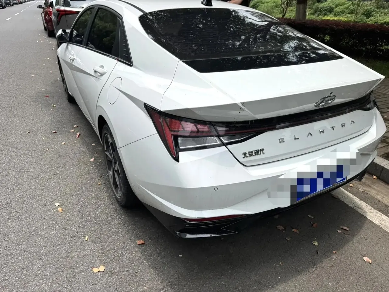 Elantra 2021 1.5L CVT Luxury Edition 2