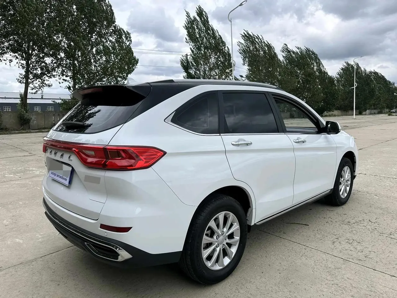 Haval M6 2021 PLUS 1.5T DCT Deluxe Zhilian 16