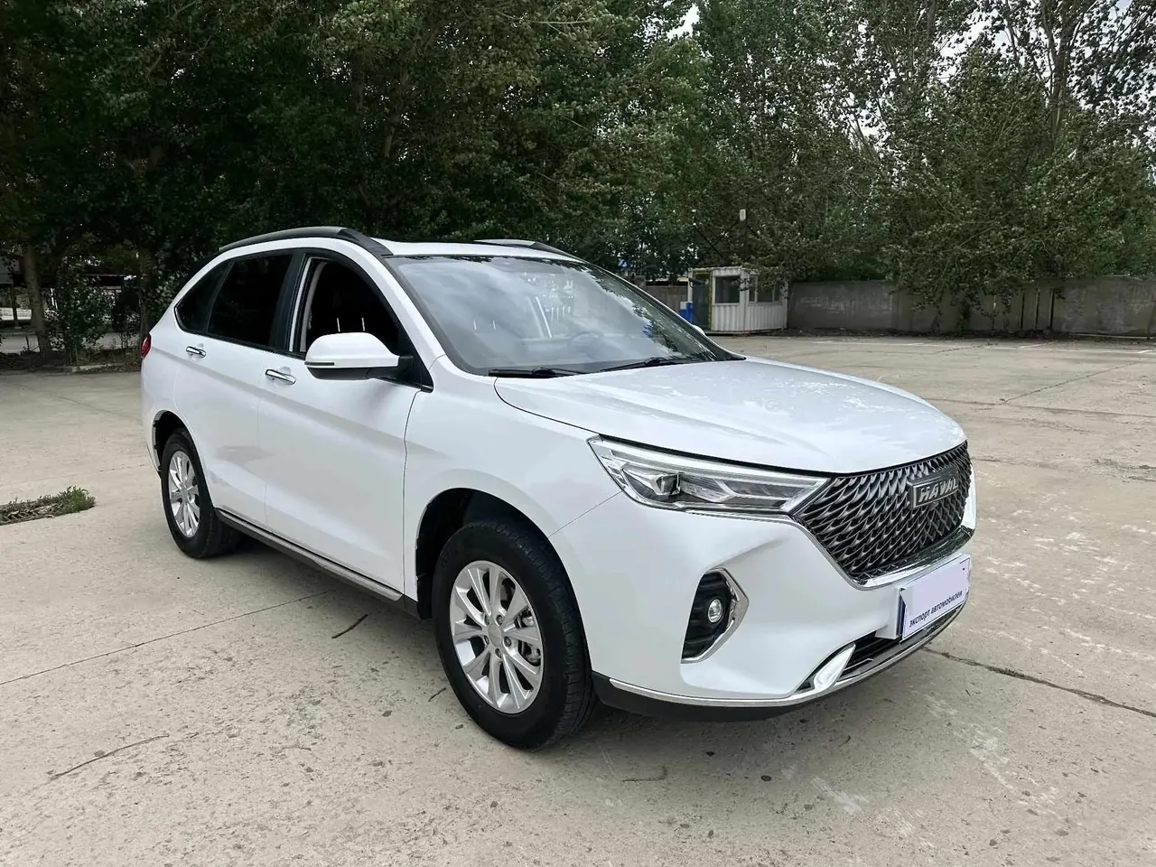 Haval M6 2021 PLUS 1.5T DCT Deluxe Zhilian 3
