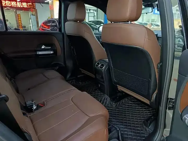Mercedes Benz GLB 2023 GLB 220 Fashion 11