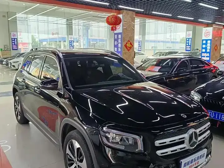 Mercedes Benz GLB 2023 GLB 220 Fashion 3