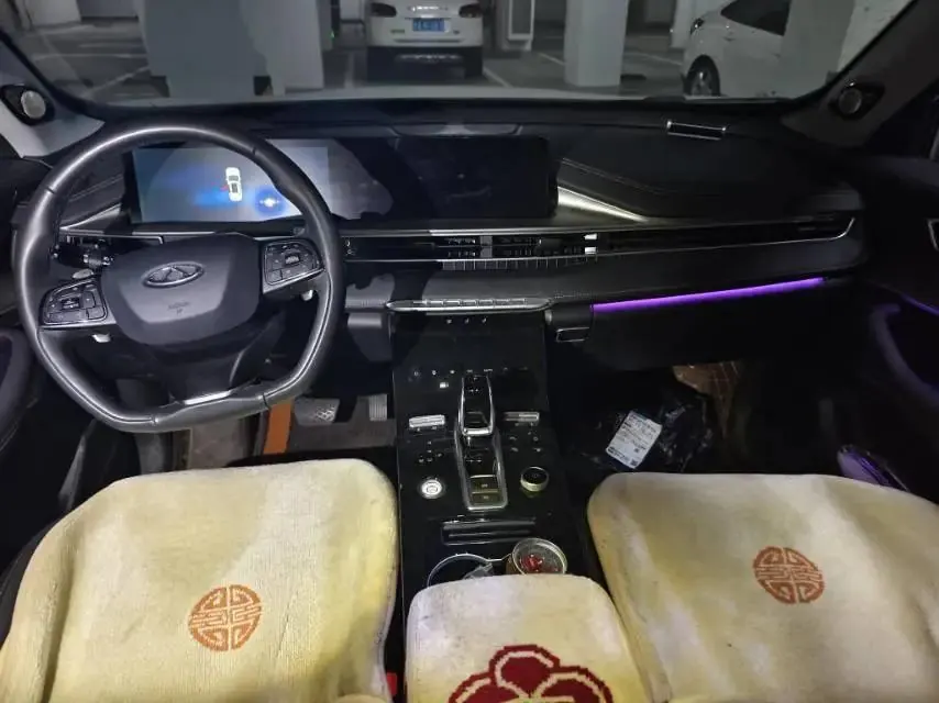 Ruihu 8 PLUS 2024 Champion Edition 290TGDI DCT Haoyue Edition 7 5
