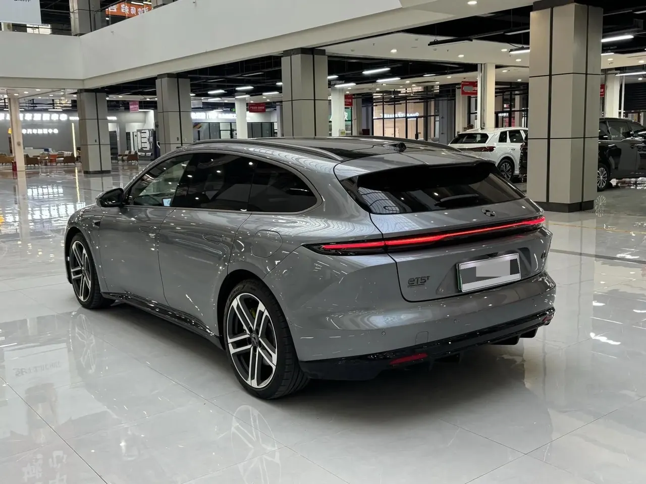 NIO 2026 ET5T Champion Commemorative Edition 100kWh Touring Automatic 5