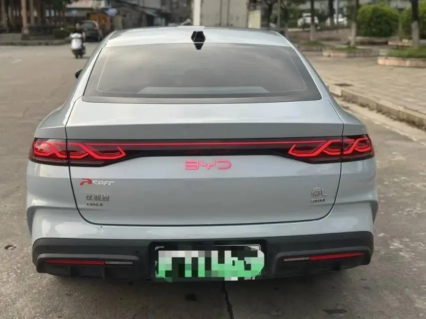 BYD 2025 Qin L DM-i 1.5 CVT Intelligent Driving Version 80KM Leading Model Automatic 5
