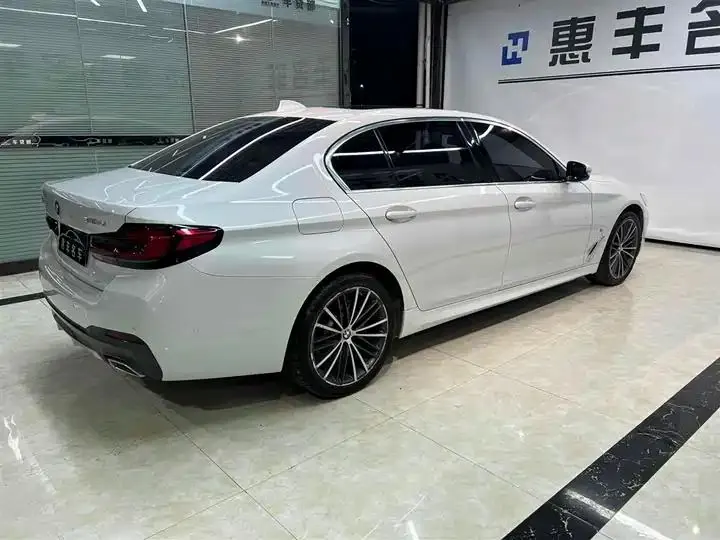 BMW 5 Series 2022 Modified 2 530Li Leading Luxury Suit 7