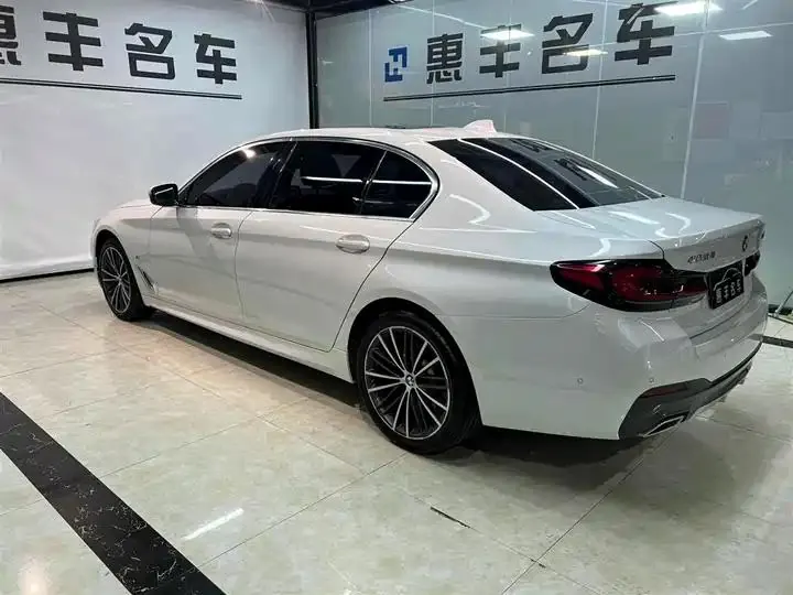 BMW 5 Series 2022 Modified 2 530Li Leading Luxury Suit 9