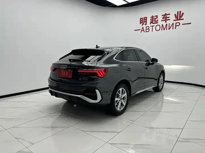 Audi Q3 Sportback 2023 35 TFSI aggressive (1.4T) 9