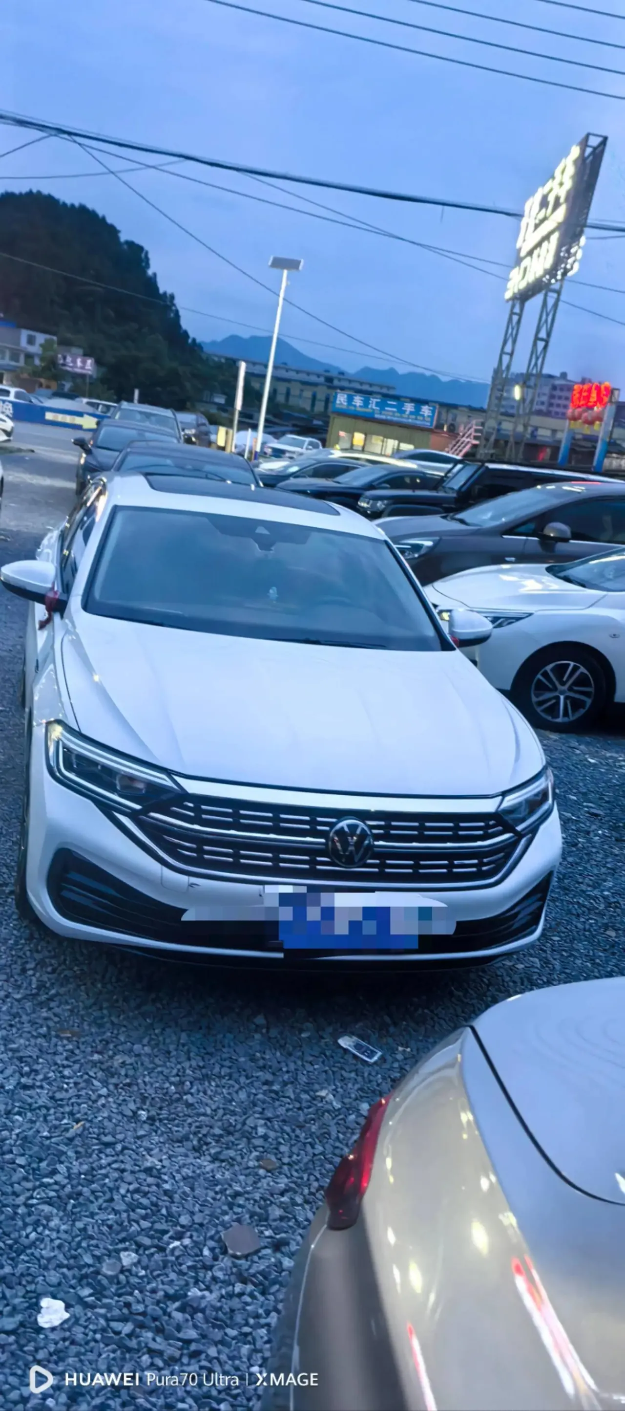 Volkswagen 2024 Sagitar 1.5TSI 300TSI Exceed Version Automatic 3