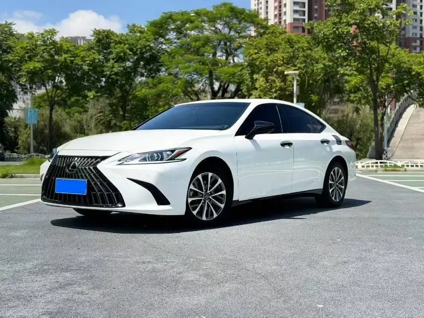 Lexus ES (Imported) 2024 ES200 2.0 Stepless Edition Automatic Gear - View 1