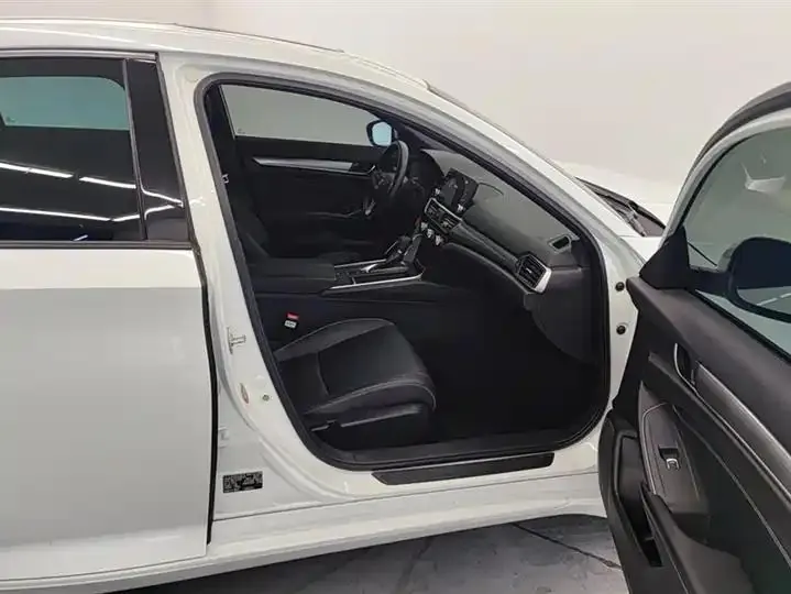 Yingshi 2022 260TURBO Elegant Edition 8