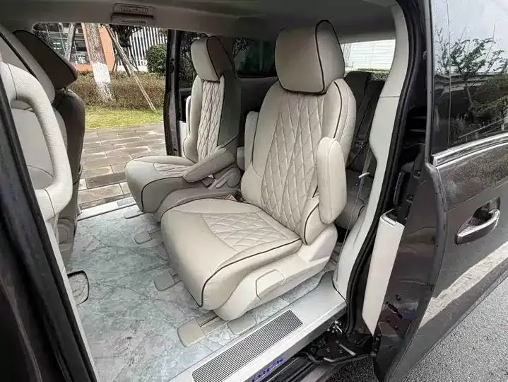 Buick GL8 2020 Land Business Class 652T Comfort Model 7