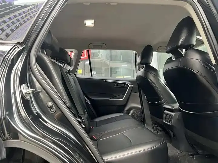 Wildlander 2023, 2.0L CVT, Two-Wheel Drive, Leading Edition 28