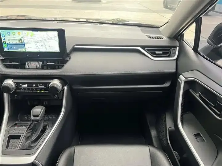 Wildlander 2023, 2.0L CVT, Two-Wheel Drive, Leading Edition 31